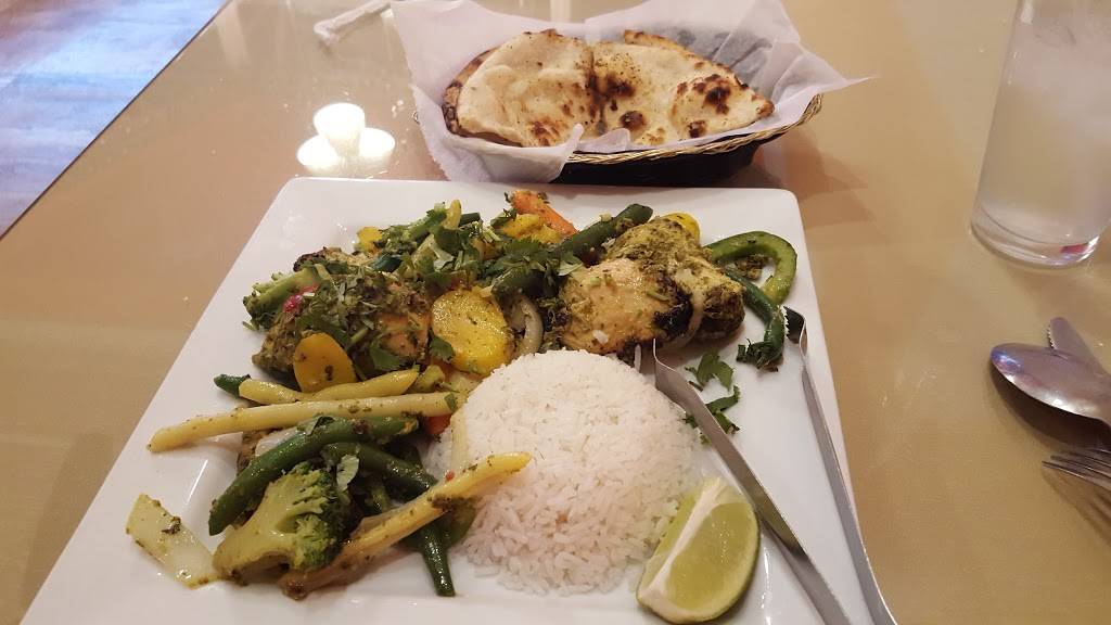 Maple Indian Cuisine | restaurant | 127 S Main St, Goshen, IN 46526, USA | 5745330000 OR +1 574-533-0000