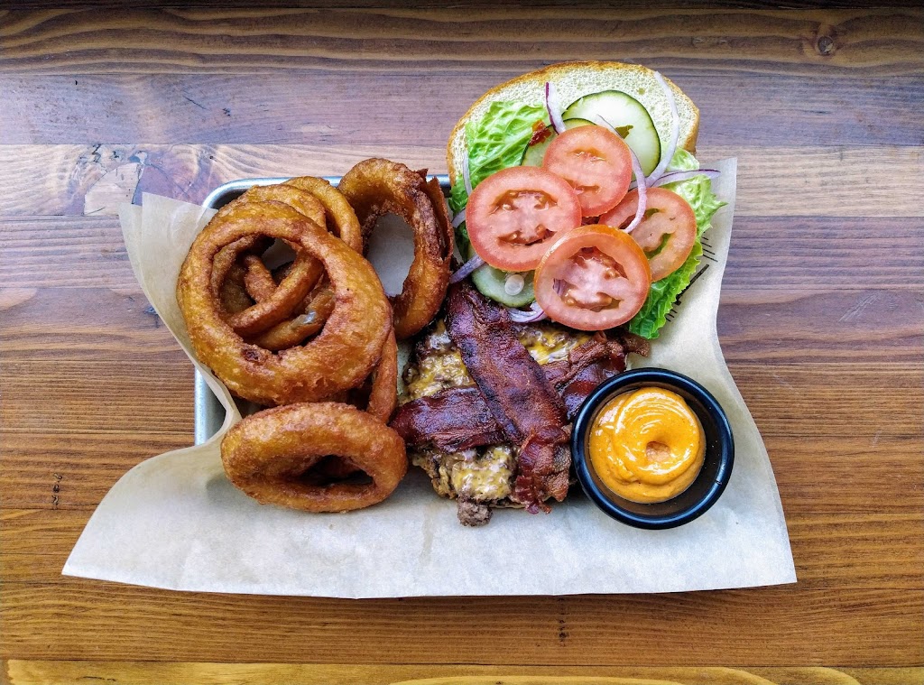 Ten55 Brewing Company | restaurant | 110 E Congress St, Tucson, AZ 85701, USA | 5207777877 OR +1 520-777-7877