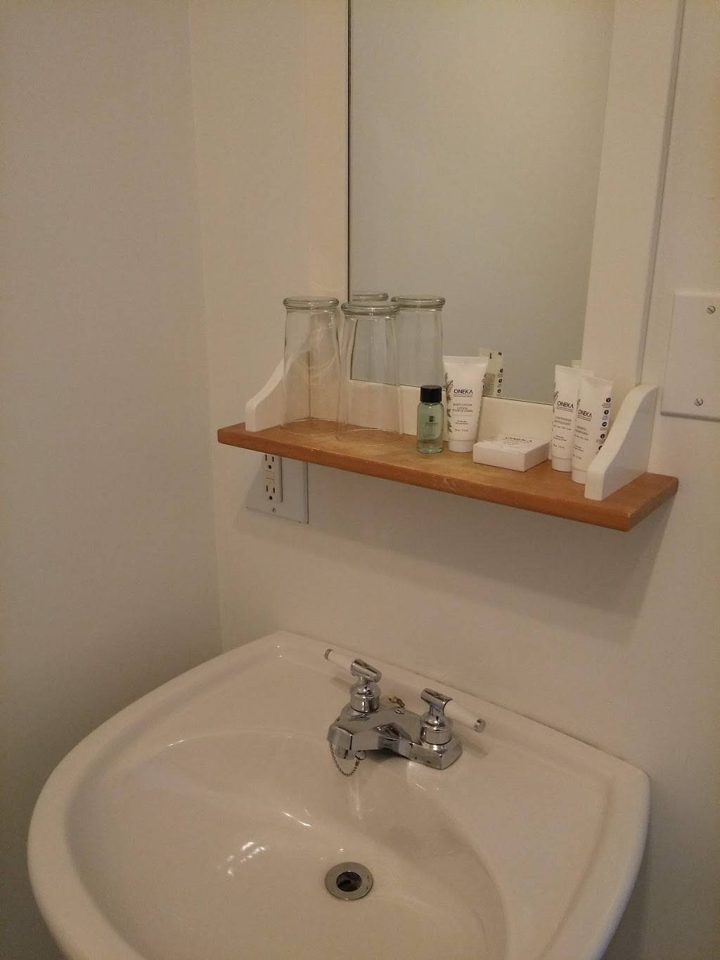 Auberge du Joli Vent | restaurant | 667 Rue de Bondville, Foster, QC J0E 1R0, Canada | 4502434272 OR +1 450-243-4272