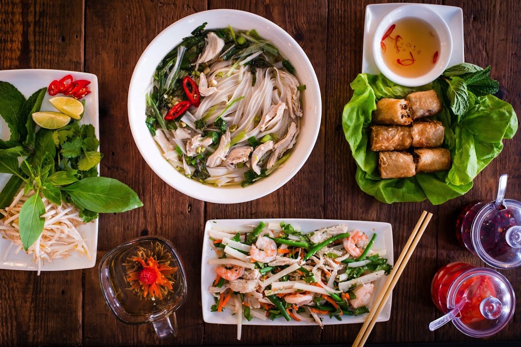 Pho And Co | restaurant | 5310 Windward Pkwy, Alpharetta, GA 30004, USA | 6782926101 OR +1 678-292-6101