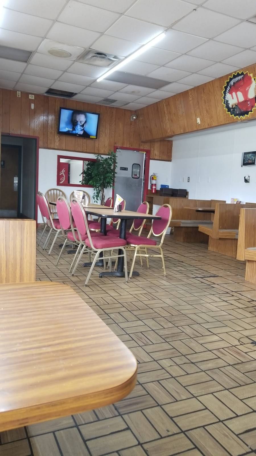 Sharks Fish & Chicken Chicago | restaurant | 2909 Jeffersonville Rd, Macon, GA 31217, USA | 4782546525 OR +1 478-254-6525