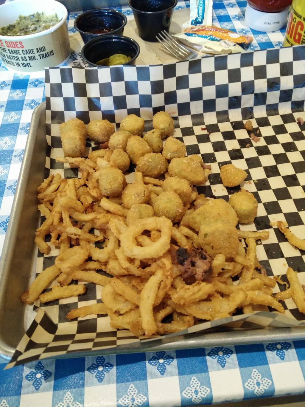 Dickeys Barbecue Pit | restaurant | 14700 SW Murray Scholls Dr Ste 102, Beaverton, OR 97007, USA | 5037465299 OR +1 503-746-5299