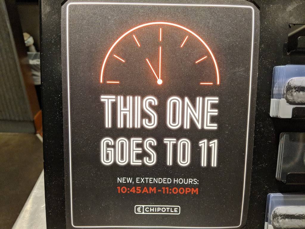 Chipotle Mexican Grill | restaurant | 704 NE Weidler St, Portland, OR 97232, USA | 5032878242 OR +1 503-287-8242