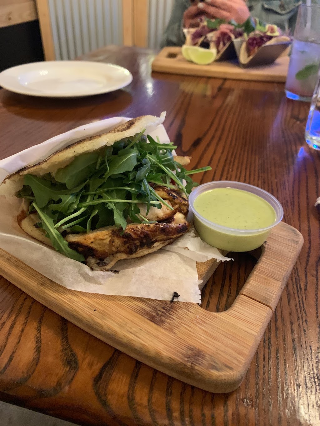 Edges Tavern | restaurant | 275 Northeast 18th Street Unit 107 (On, Biscayne Blvd, Miami, FL 33132, USA | 3059893404 OR +1 305-989-3404