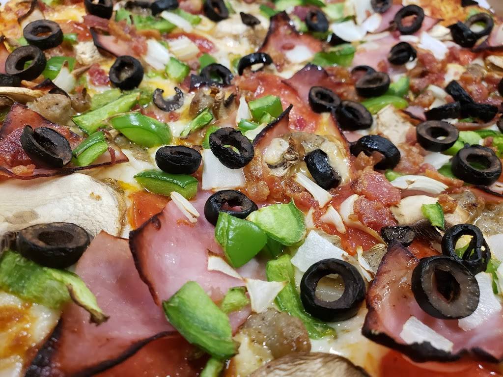 Annettes Country Skillet Diner | cafe | 12 Lakes Plaza Drive, Naples, ME 04055, USA | 2076939644 OR +1 207-693-9644