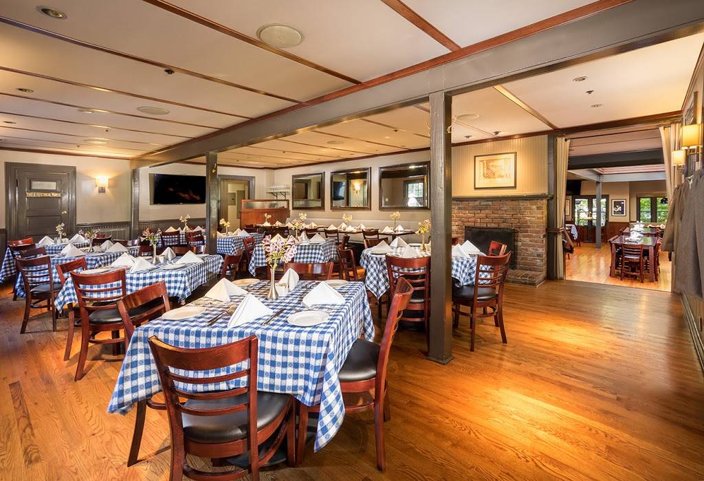 Perrys on Magnolia | restaurant | 234 Magnolia Ave, Larkspur, CA 94939, USA | 4159271877 OR +1 415-927-1877