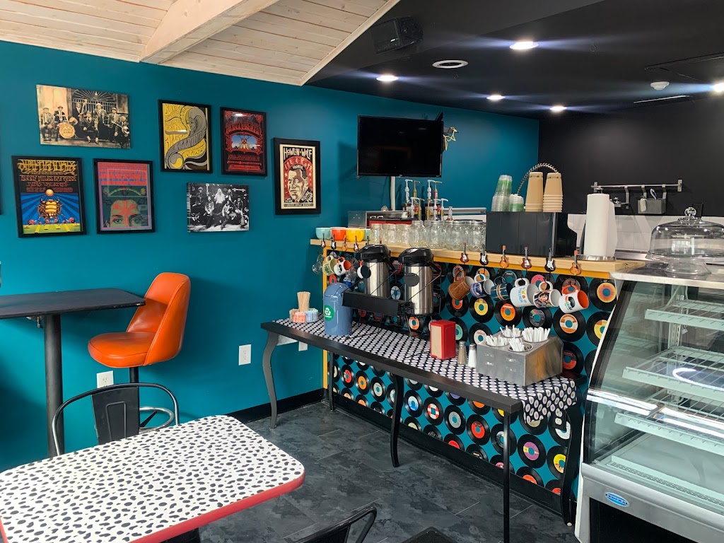 Soulshine Vegan Café | cafe | 6516 Ferguson St, Indianapolis, IN 46220, USA | 3179749514 OR +1 317-974-9514