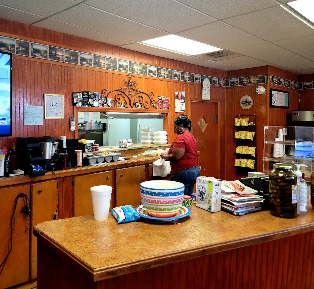 Lannies Bar-B-Q #2 | restaurant | 205 Medical Center Pkwy, Selma, AL 36701, USA | 3348728573 OR +1 334-872-8573