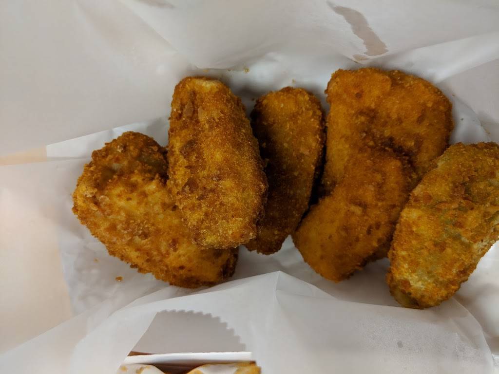 Woodys Wings 2 | restaurant | 313 Havana St, Aurora, CO 80010, USA | 3033666880 OR +1 303-366-6880