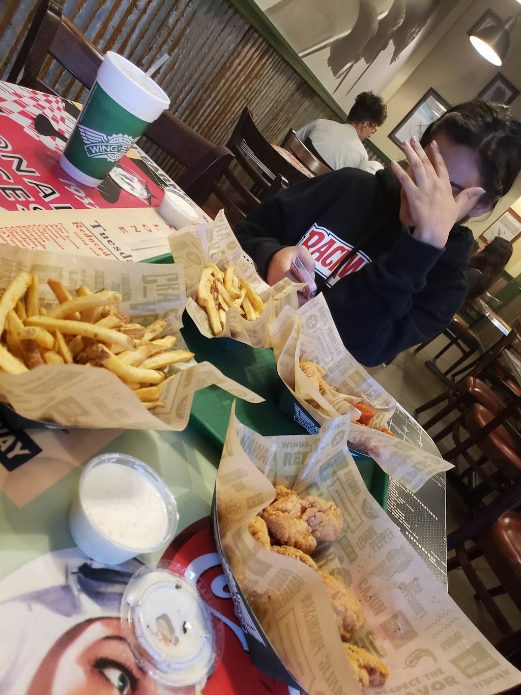 Wingstop | meal delivery | 3308 El Camino Ave Ste 100, Sacramento, CA 95821, USA | 9164829464 OR +1 916-482-9464