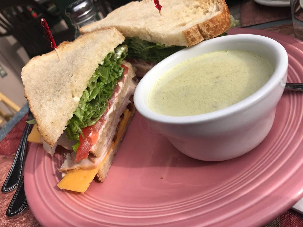 Twain Hartes Cottage Cafe | restaurant | 22975 Joaquin Gully Rd, Twain Harte, CA 95383, USA | 2095861402 OR +1 209-586-1402