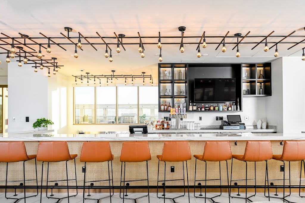 ShoresLAX | restaurant | 5959 W Century Blvd, Los Angeles, CA 90045, USA | 31025890004 OR +1 310-258-9000 ext. 4