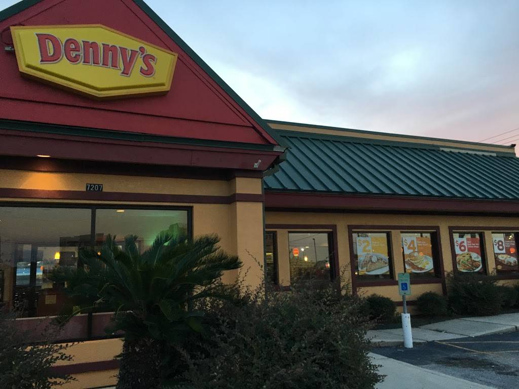 Dennys | restaurant | 7207 Garth Rd, Baytown, TX 77521, USA | 2818391191 OR +1 281-839-1191