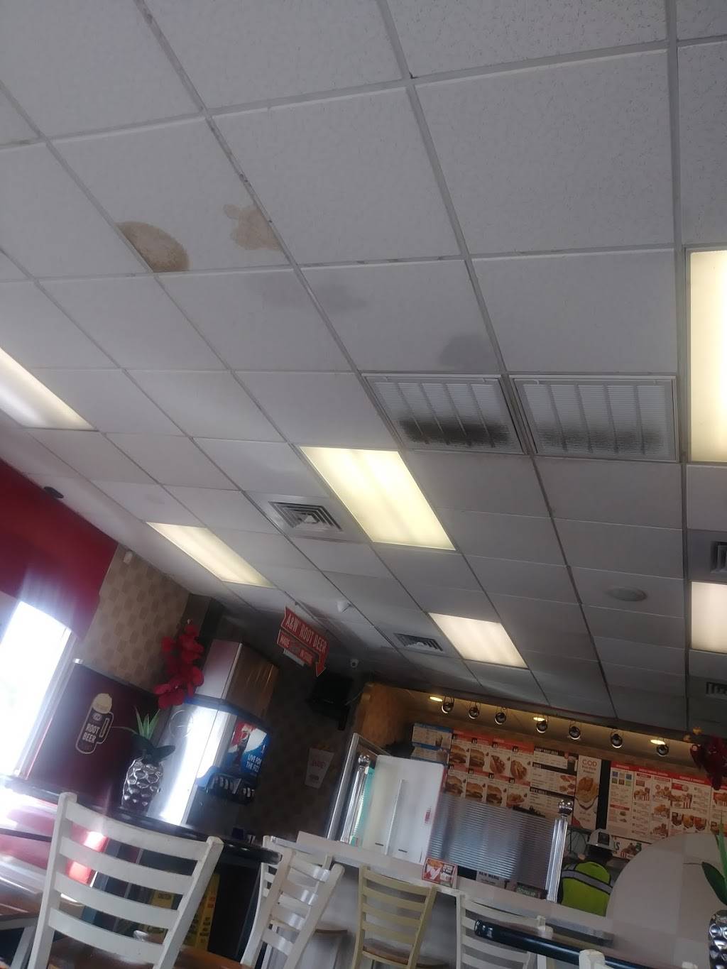 A&W | restaurant | 1601 Del Paso Blvd, Sacramento, CA 95815, USA | 9169298253 OR +1 916-929-8253