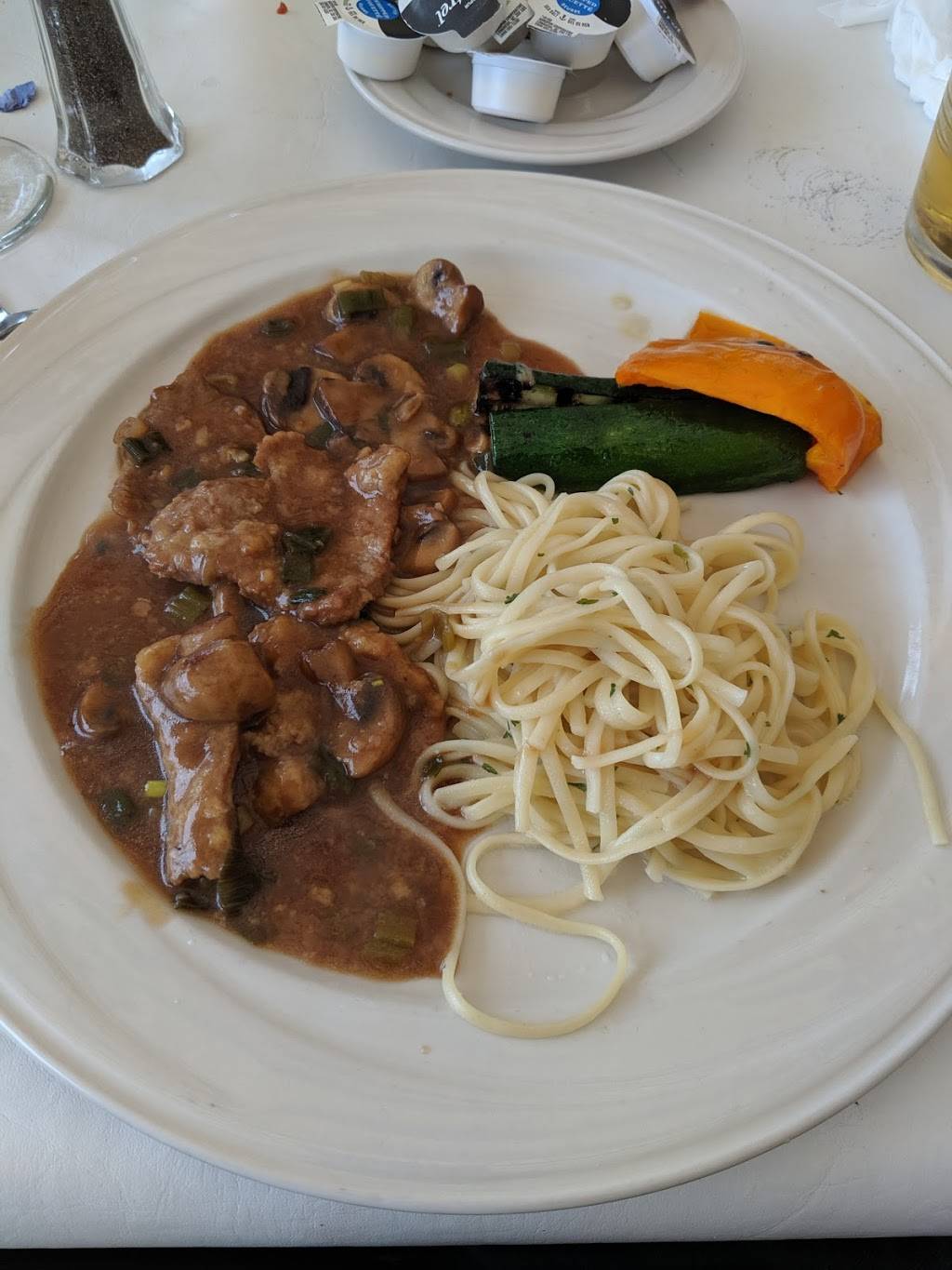 Sorrento | restaurant | 350 Rue Sicard, Sainte-Thérèse, QC J7E 3X4, Canada | 4509797705 OR +1 450-979-7705