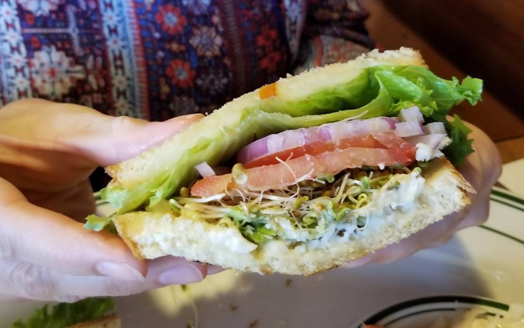 Lumberjacks | restaurant | 2075 Nevada City Hwy, Grass Valley, CA 95945, USA | 5304778900 OR +1 530-477-8900