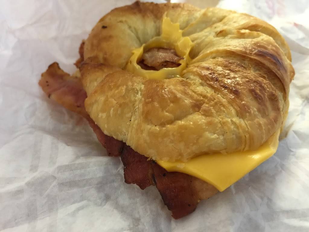 Dunkin | bakery | 5598 W Colonial Dr, Orlando, FL 32807, USA | 4077572751 OR +1 407-757-2751