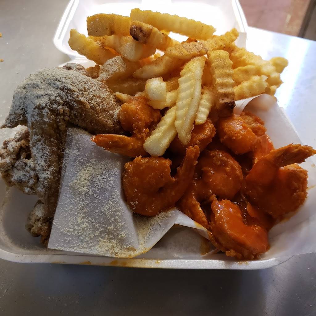 red snapper fish & chicken | restaurant | 501 N Central Ave, Hapeville, GA 30354, USA | 4043431393 OR +1 404-343-1393