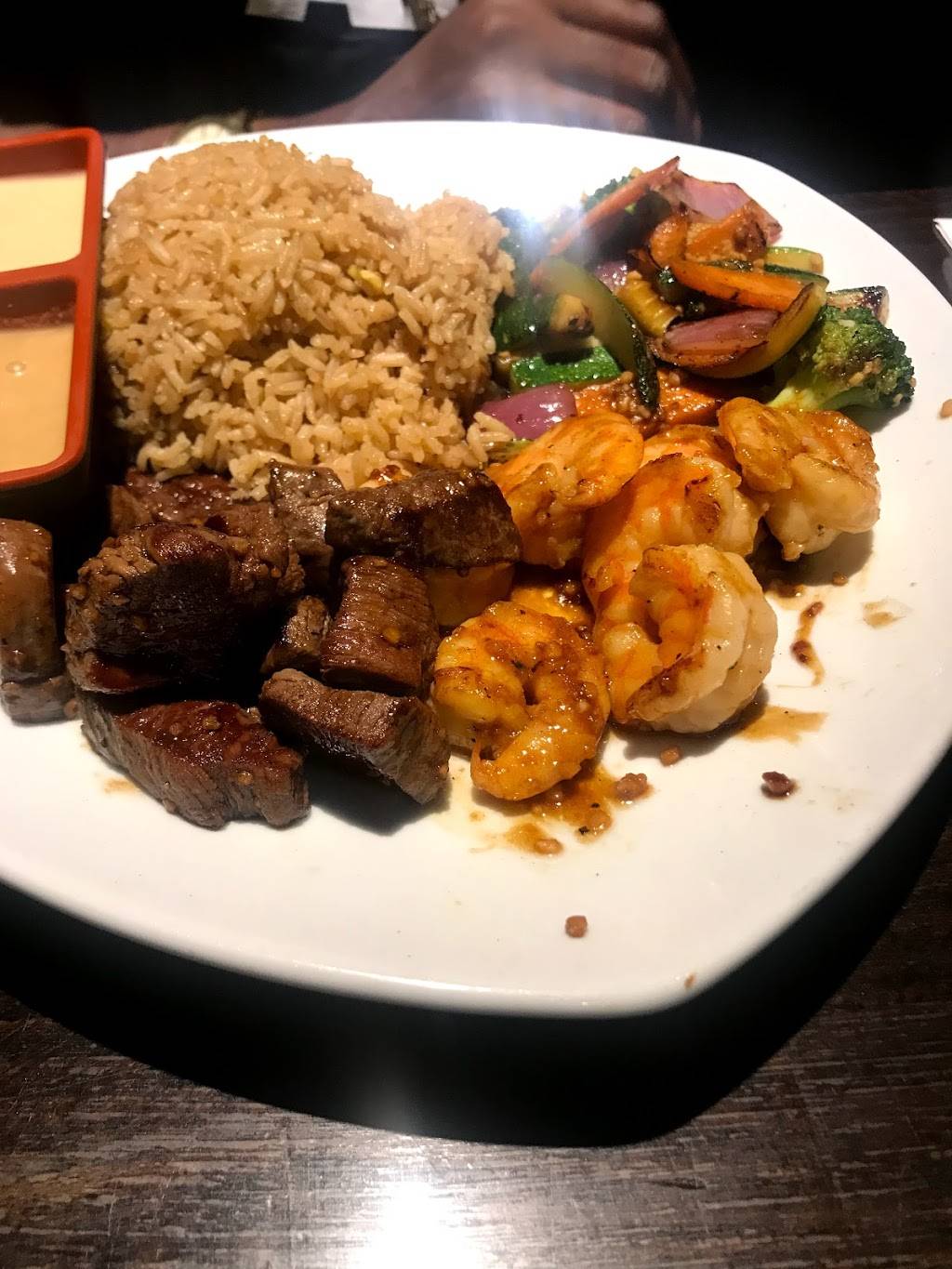 Red Fish | restaurant | 6518 Goodman Rd #101, Olive Branch, MS 38654, USA | 6628745254 OR +1 662-874-5254