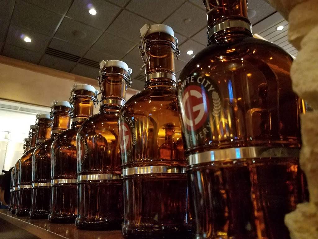 Granite City Food & Brewery | restaurant | 6501 Grape Rd Suite 1000, Mishawaka, IN 46545, USA | 5742430900 OR +1 574-243-0900