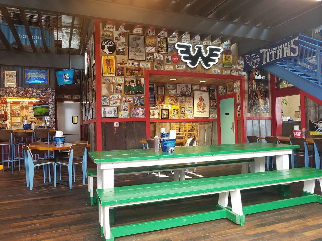 Martins Bar-B-Que Joint | restaurant | 2076 Wall St, Spring Hill, TN 37174, USA | 9314868320 OR +1 931-486-8320