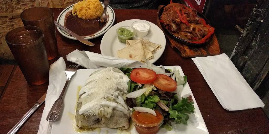 Agave | restaurant | 398 W 145th St, New York, NY 10031, USA | 2129262200 OR +1 212-926-2200