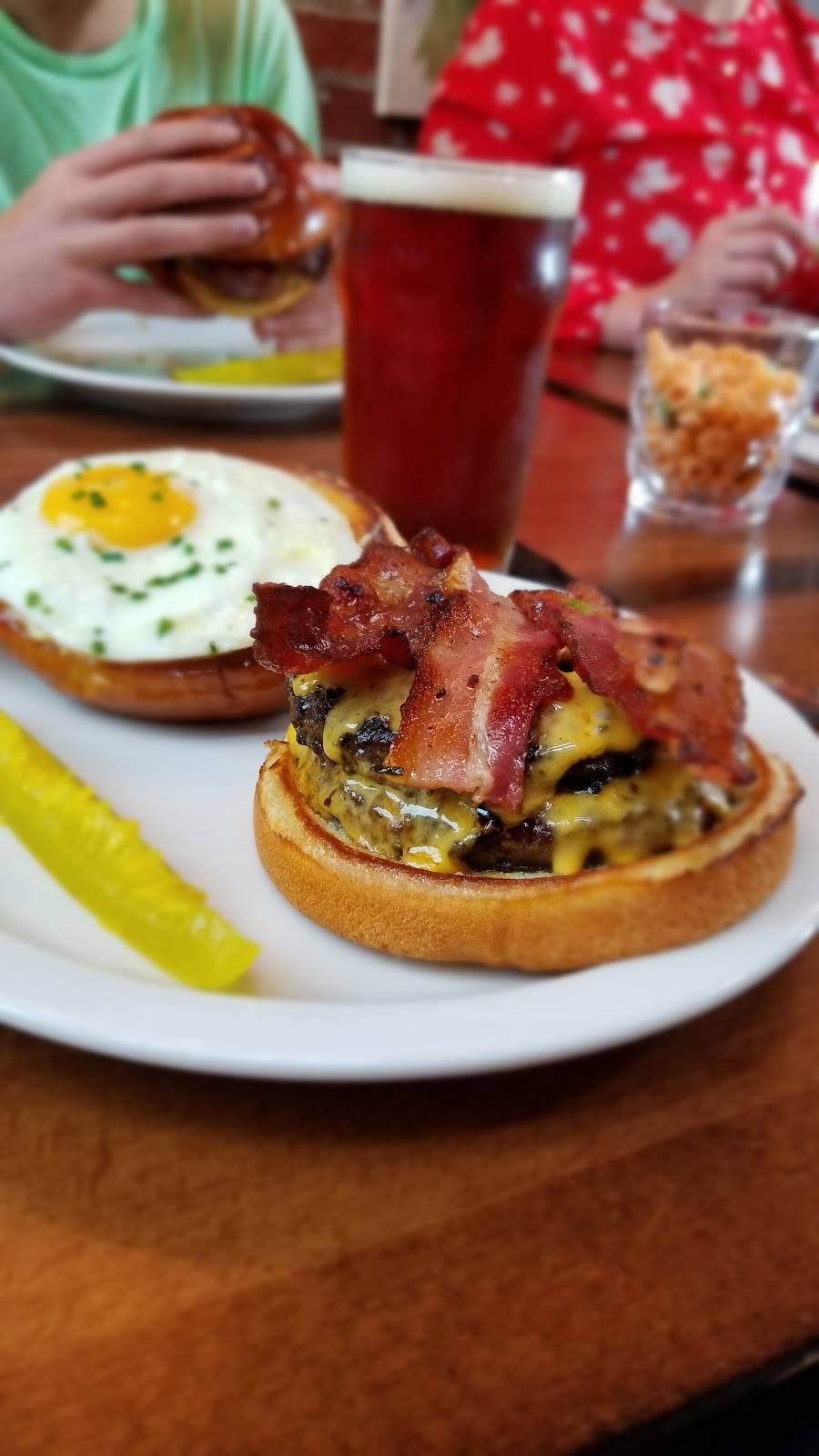 New State Burgers & Spirits | restaurant | 1705 NW 16th St ste a, Oklahoma City, OK 73106, USA | 4057247524 OR +1 405-724-7524