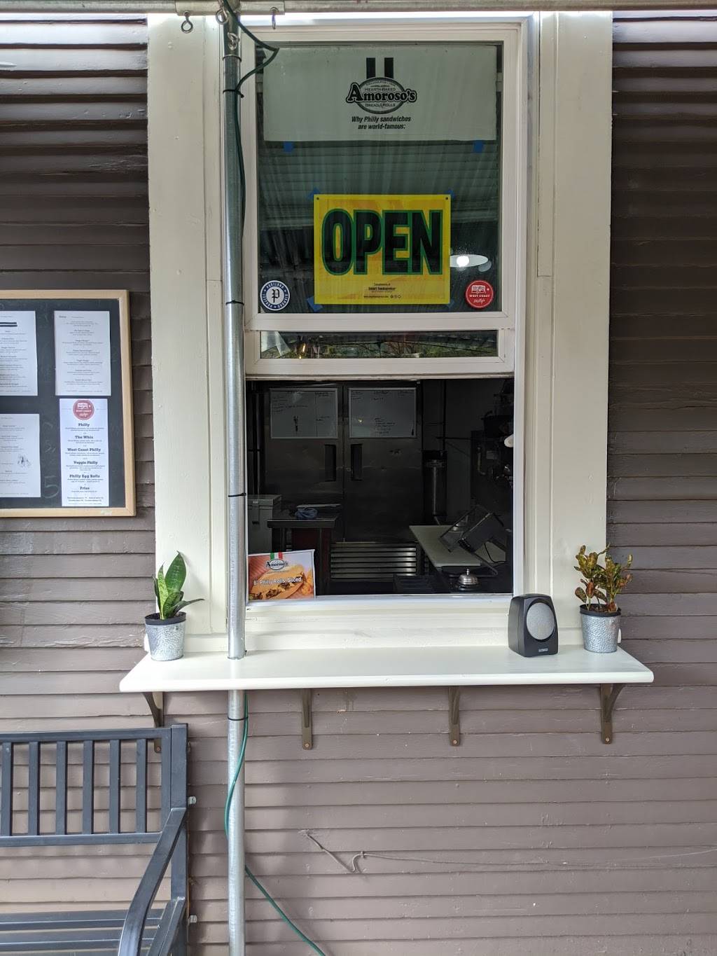 West Coast Phillys | restaurant | 4260 SE Hawthorne Blvd, Portland, OR 97215, USA | 5038948455 OR +1 503-894-8455