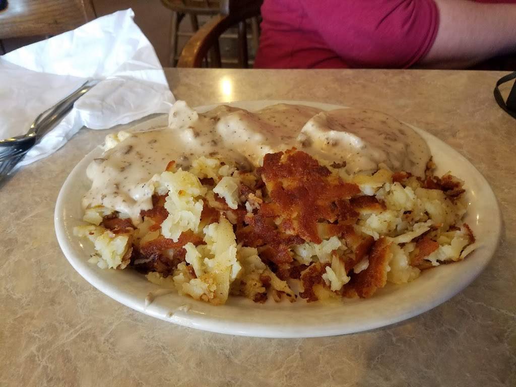 Sportys | restaurant | 17611 Vashon Hwy SW, Vashon, WA 98070, USA | 2064630940 OR +1 206-463-0940