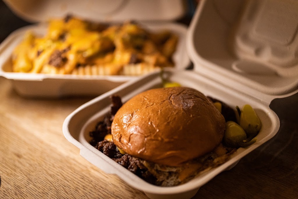 Bog’s Brisket Burgers | restaurant | 15391 Baseline Ave, Fontana, CA 92336, USA | 9092923598 OR +1 909-292-3598