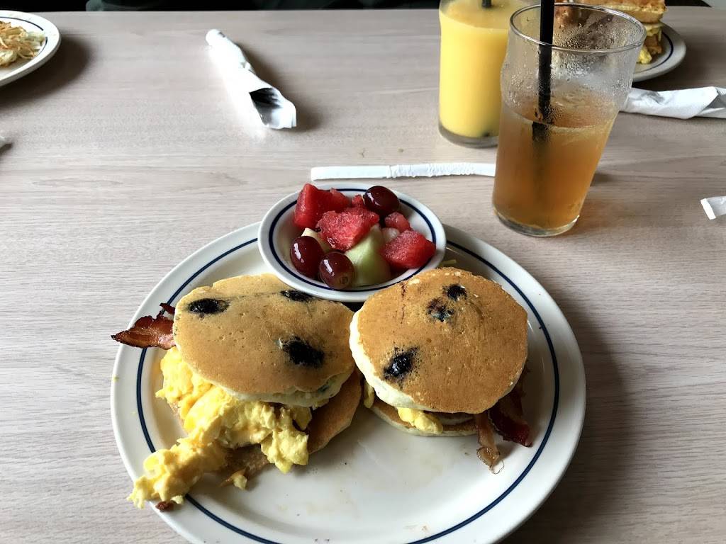 IHOP | restaurant | 1500 SW Loop 410, San Antonio, TX 78227, USA | 2106757775 OR +1 210-675-7775