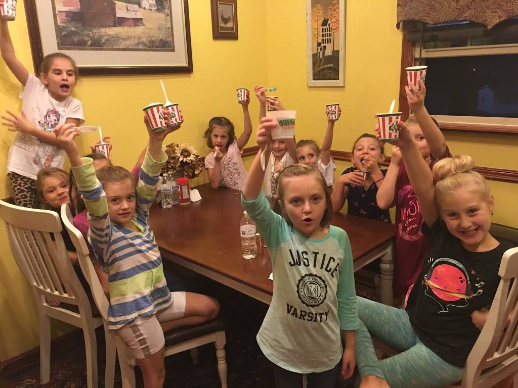 Ritas Italian Ice & Frozen Custard | restaurant | 427 McNeilly Rd, Pittsburgh, PA 15226, USA | 4125631577 OR +1 412-563-1577