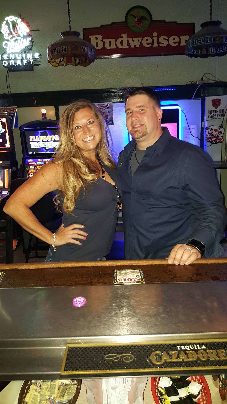 Chesters Tavern and Orsis Pizza | restaurant | 6255 S Archer Rd, Summit, IL 60501, USA | 7084581117 OR +1 708-458-1117