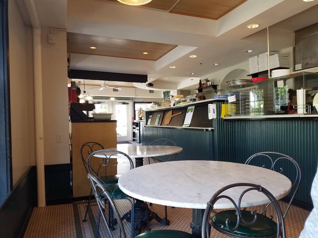 Carmines | restaurant | 595 Main St, Chatham, MA 02633, USA | 5089455300 OR +1 508-945-5300