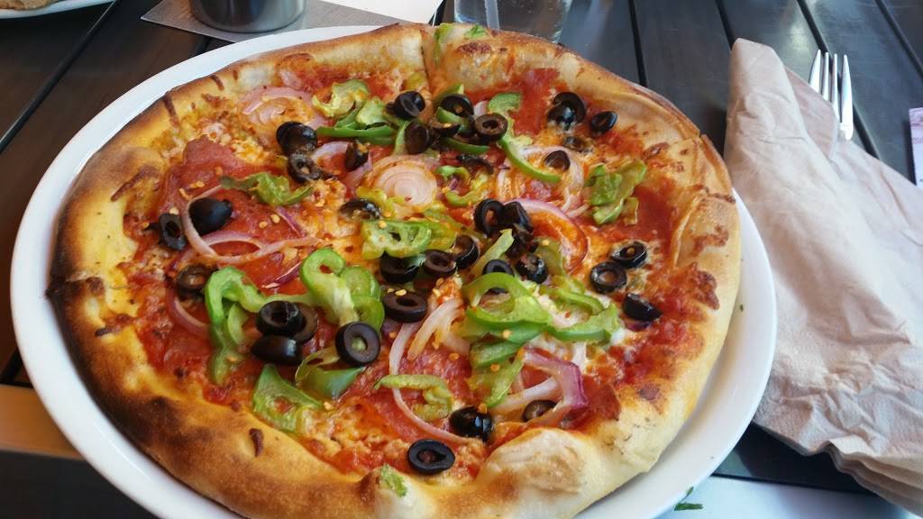 California Pizza Kitchen at Northridge | restaurant | 9301 Tampa Ave #129, Northridge, CA 91324, USA | 8187015035 OR +1 818-701-5035