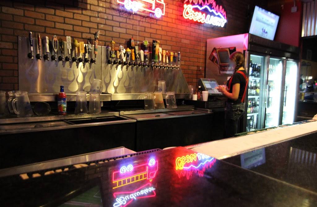 Firehouse Restaurant | restaurant | 7701 White Ln unit A3, Bakersfield, CA 93309, USA | 6618314688 OR +1 661-831-4688