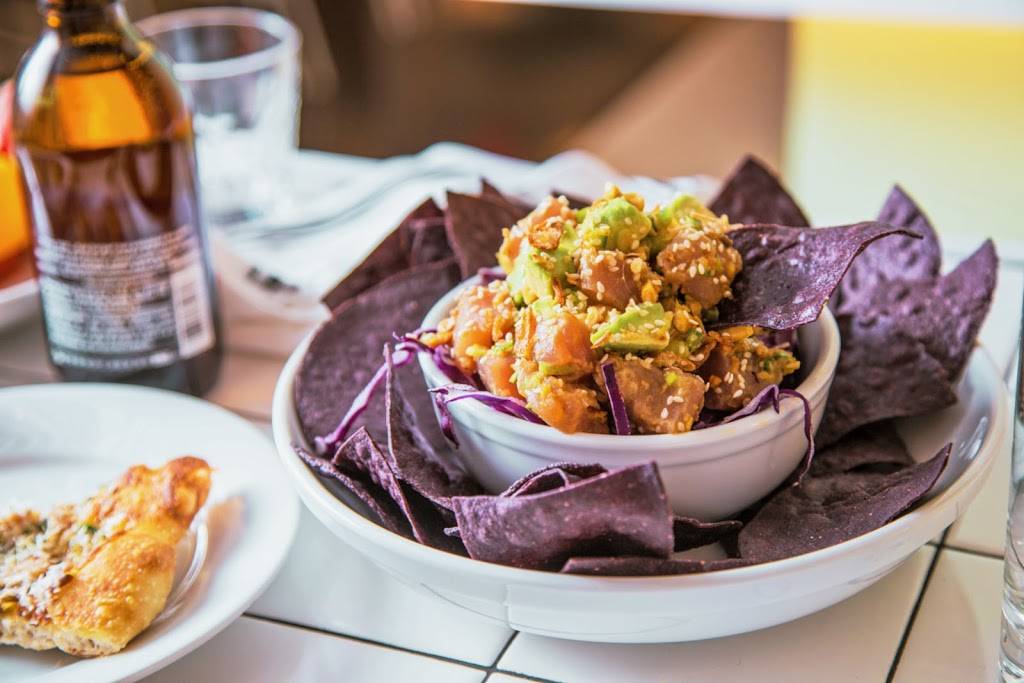 Seamores Brookfield Place | restaurant | 250 Vesey St, New York, NY 10281, USA | 6465857380 OR +1 646-585-7380