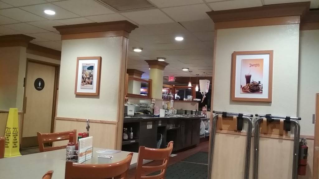 Dennys | restaurant | 16205 Brookhurst St, Fountain Valley, CA 92708, USA | 7147757284 OR +1 714-775-7284