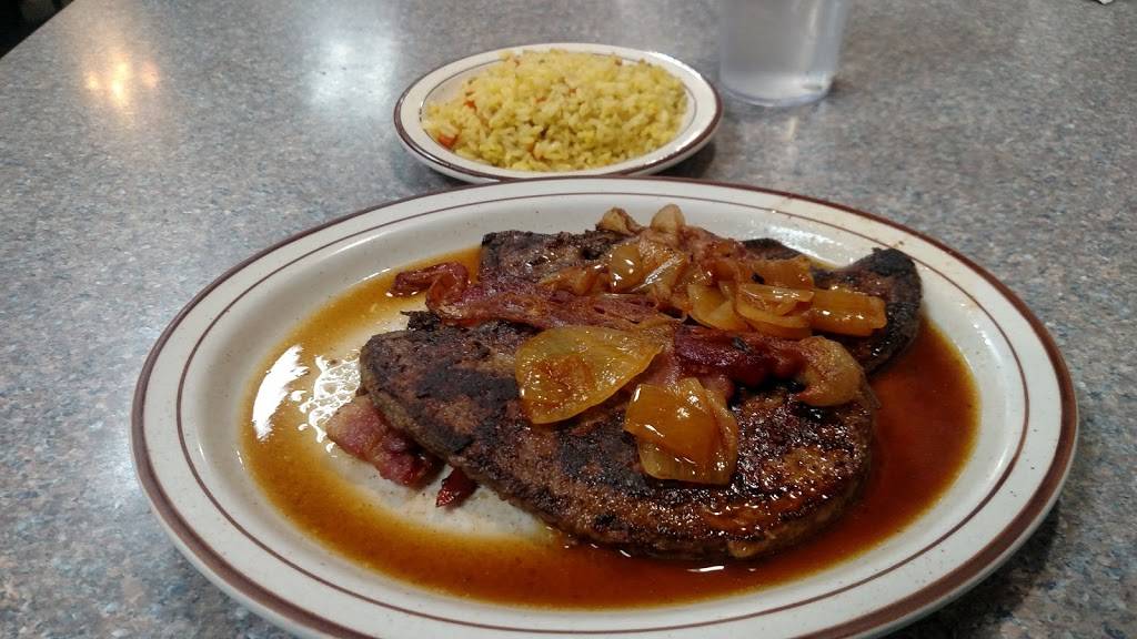 Village Court Family Restaurant | restaurant | 687 S Taft Ave, Mason City, IA 50401, USA | 6414245065 OR +1 641-424-5065