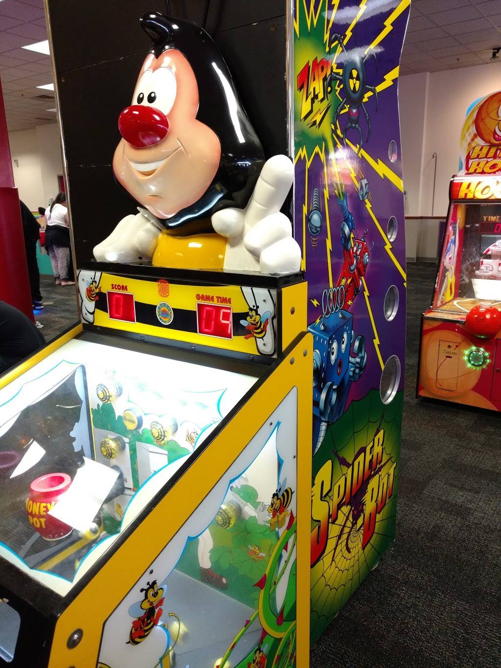 Chuck E. Cheese | restaurant | 44275 West 12 Mile Road d134, Novi, MI 48377, USA | 2483441560 OR +1 248-344-1560