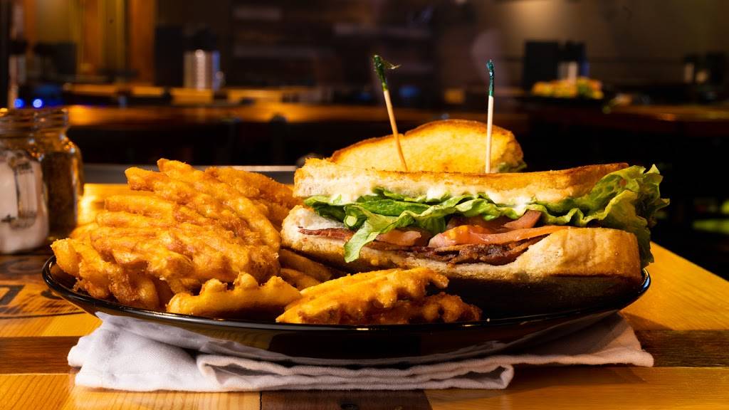 Alibi Drinkery | restaurant | 20851 Holyoke Ave, Lakeville, MN 55044, USA | 9526831711 OR +1 952-683-1711