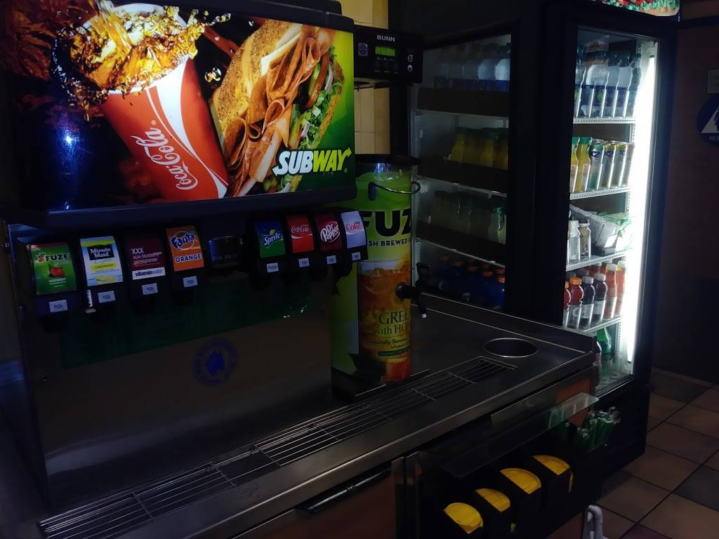 Subway Restaurants | restaurant | 10610 Ventura Blvd, Studio City, CA 91604, USA | 8187629700 OR +1 818-762-9700