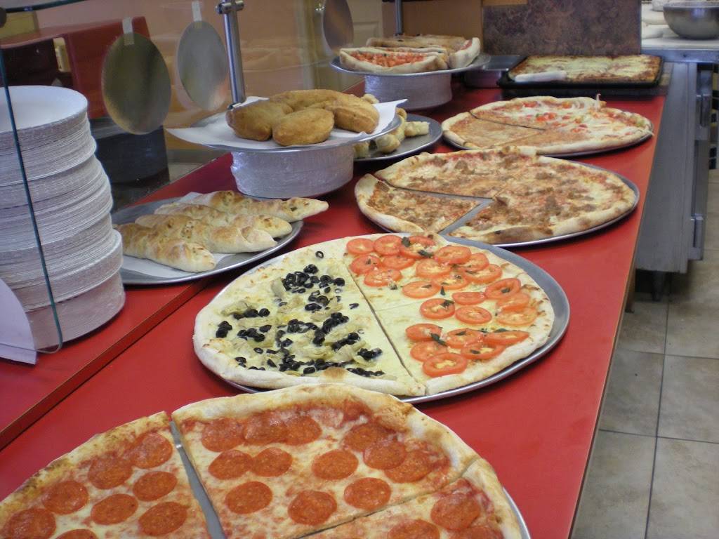 Las Vegas Pizza | restaurant | 515 E Gay St, West Chester, PA 19380, USA | 6106924785 OR +1 610-692-4785