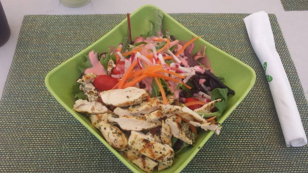 Coconuts Poolside Bar & Grill | restaurant | 9801 International Dr, Orlando, FL 32819, USA | 4072841234 OR +1 407-284-1234