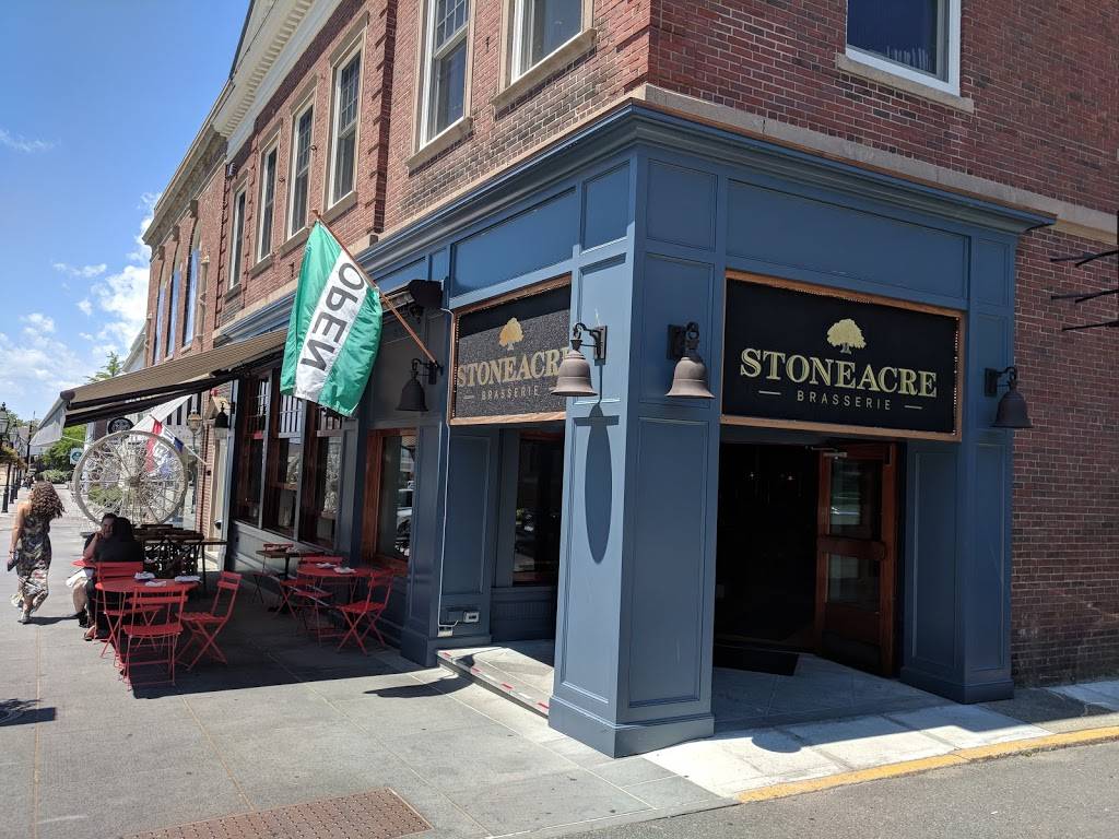 Stoneacre Brasserie | restaurant | 28 Washington Square, Newport, RI 02840, USA | 4016197810 OR +1 401-619-7810