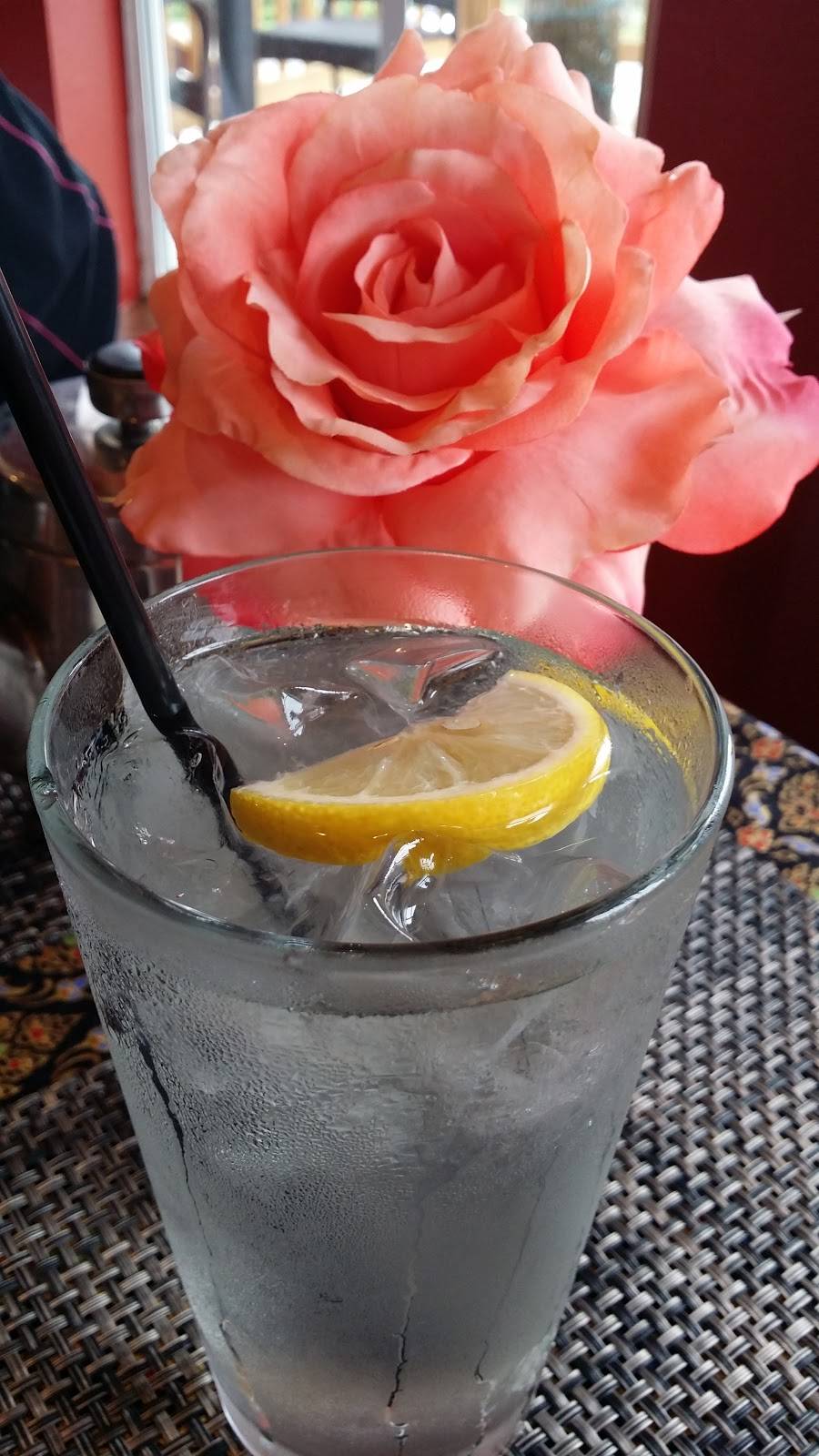 Nam Thai Restaurant & Bar | restaurant | 501 Bradford Ave, Kemah, TX 77565, USA | 2819579644 OR +1 281-957-9644