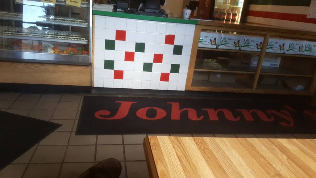 Johnnys Pizza | restaurant | 609 4th St, Ellwood City, PA 16117, USA | 7247527754 OR +1 724-752-7754