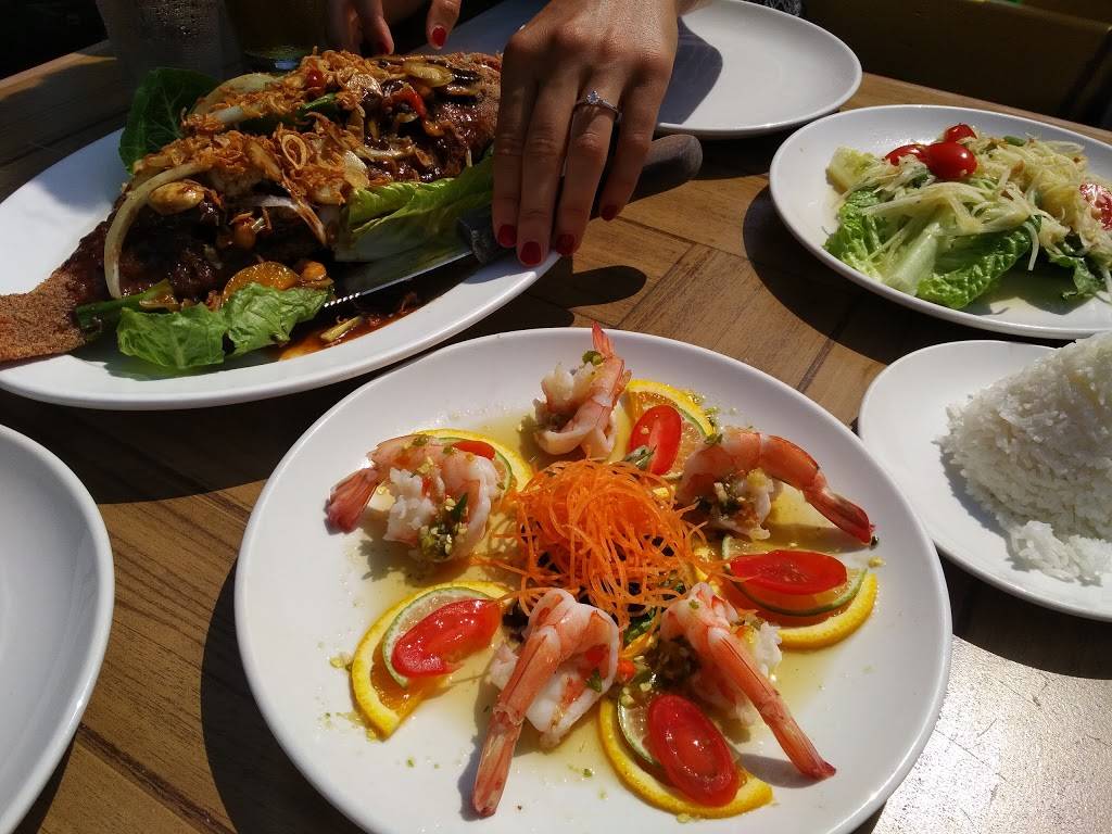 Thai Rock | restaurant | 375 Beach 92nd St, Far Rockaway, NY 11693, USA | 7189455111 OR +1 718-945-5111