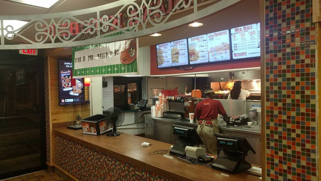 Popeyes Louisiana Kitchen | restaurant | 2337 W Green St, Tampa, FL 33607, USA | 8132535450 OR +1 813-253-5450