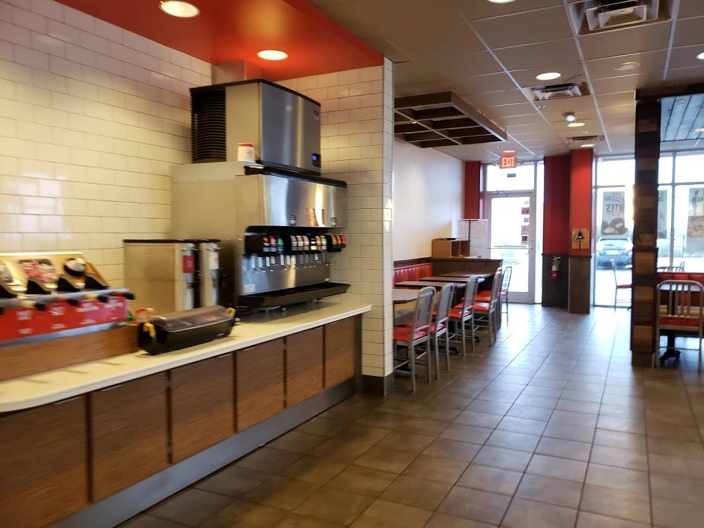 Arbys | restaurant | 9222 Potranco Rd, San Antonio, TX 78251, USA | 2103621590 OR +1 210-362-1590